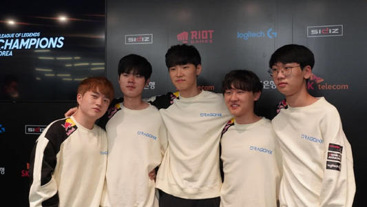 劲旅展现出 劲旅展现出