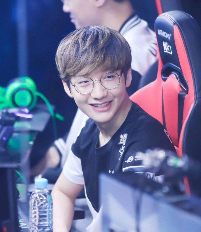 霍恩一直被 霍恩一直被