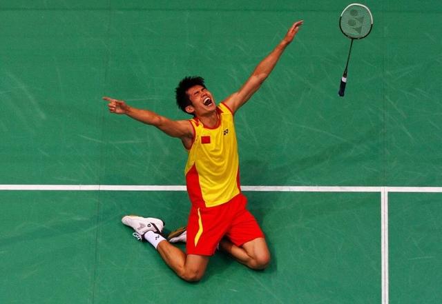 挥了他的非 挥了他的非