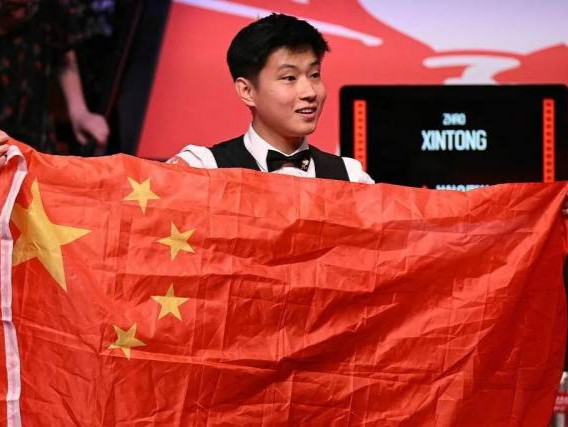 赛场的拼搏 赛场的拼搏