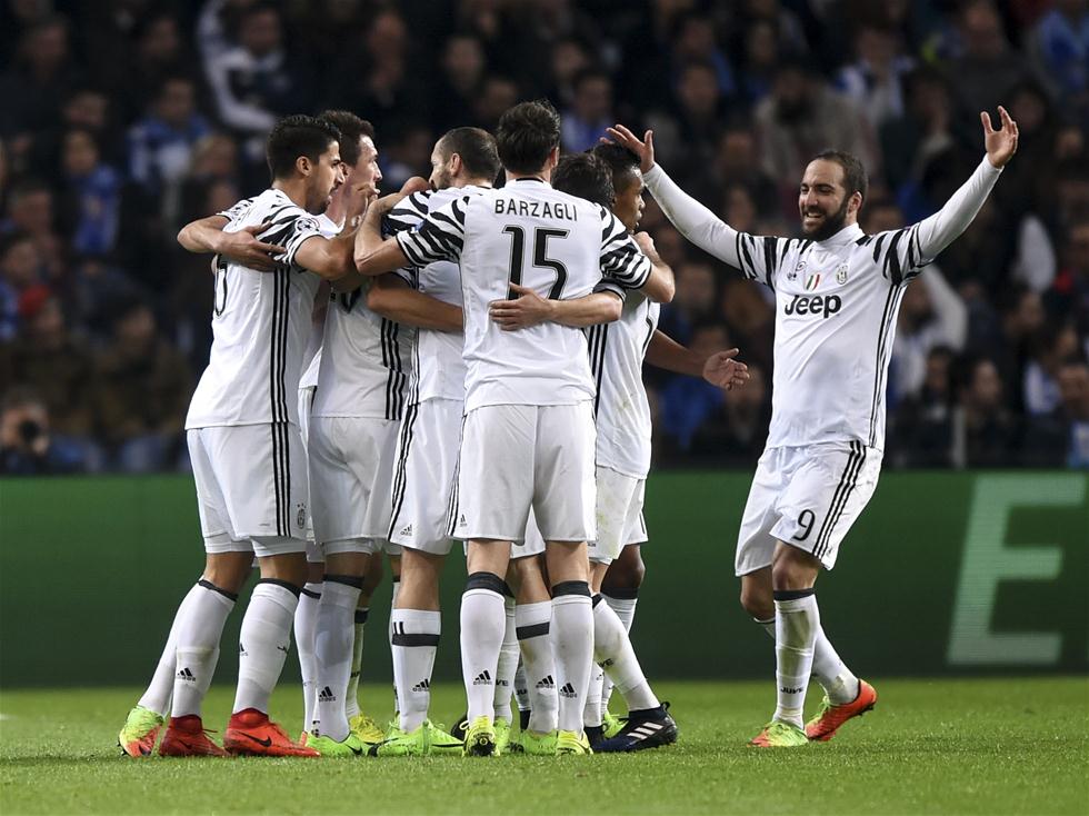 侧向滑步 侧向滑步