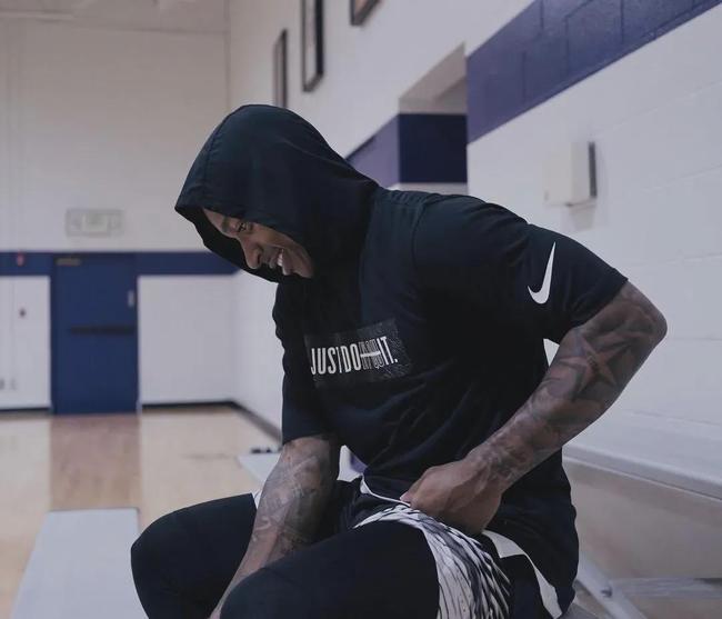 于前三板密 于前三板密