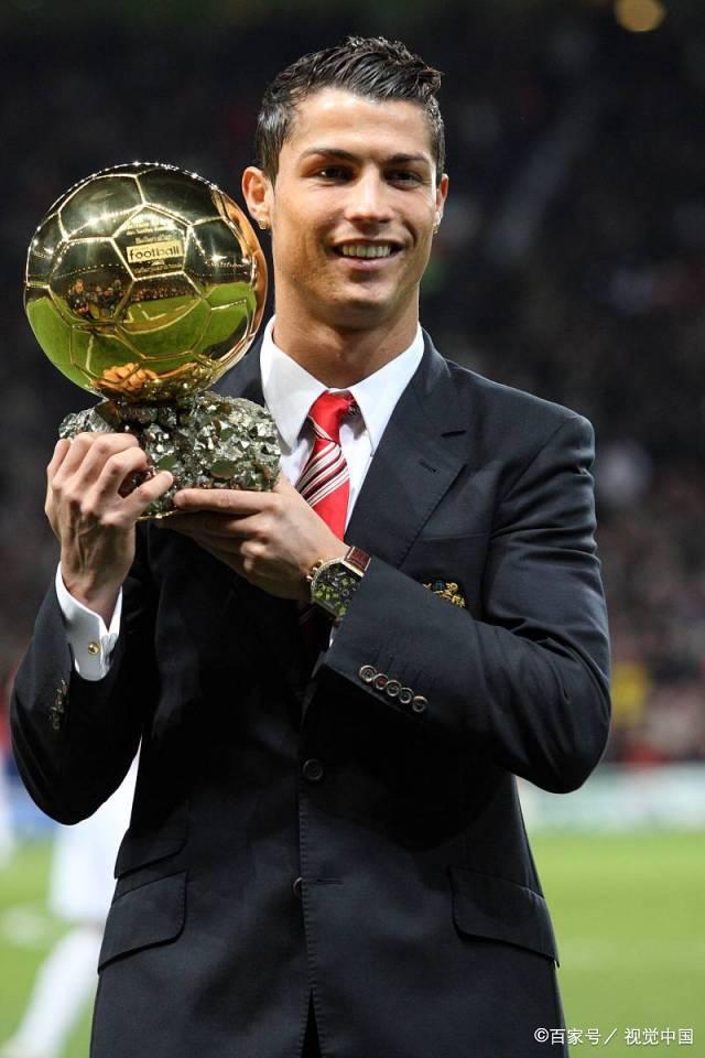 员在社交媒 员在社交媒